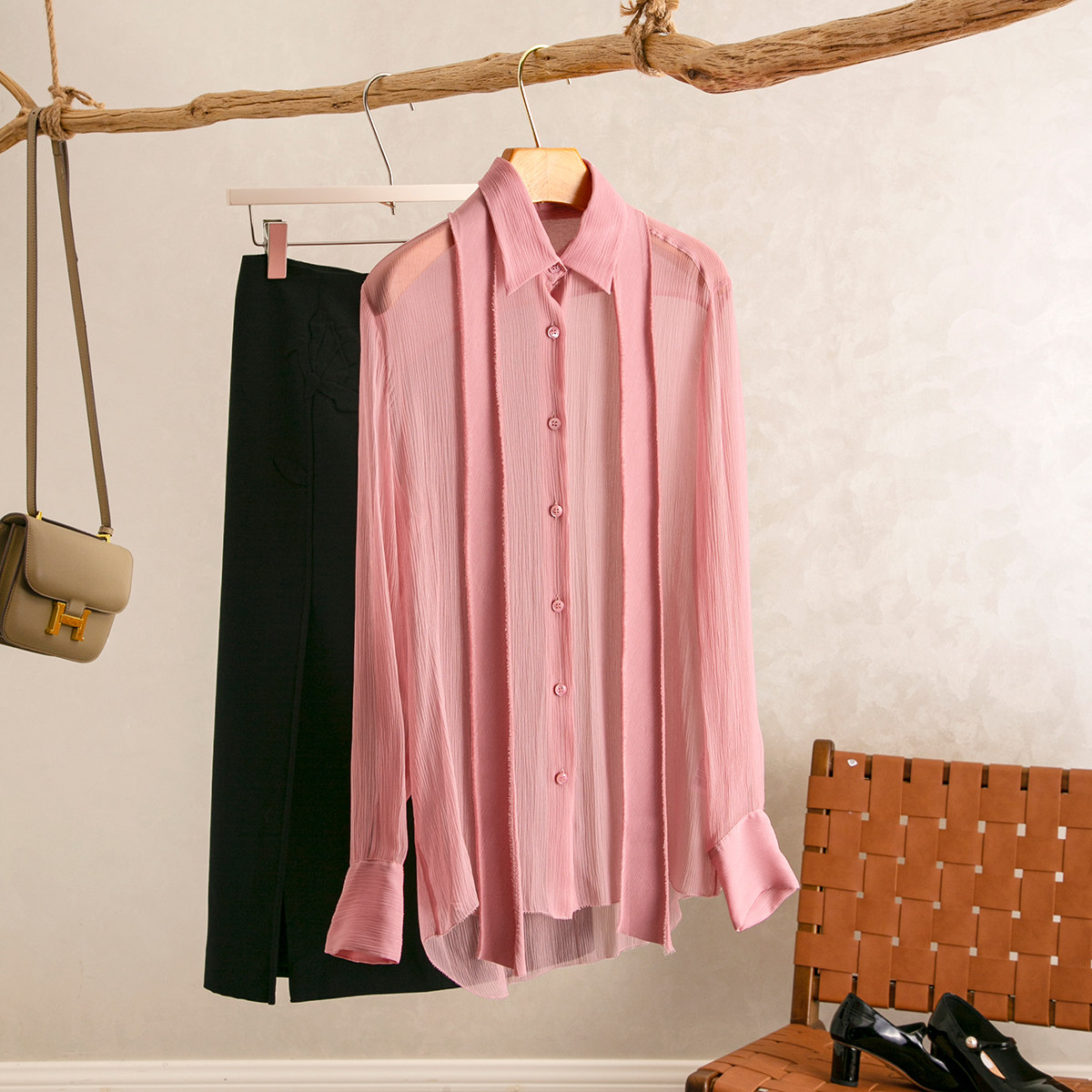 领口飘带设计桑蚕丝百搭衬衫