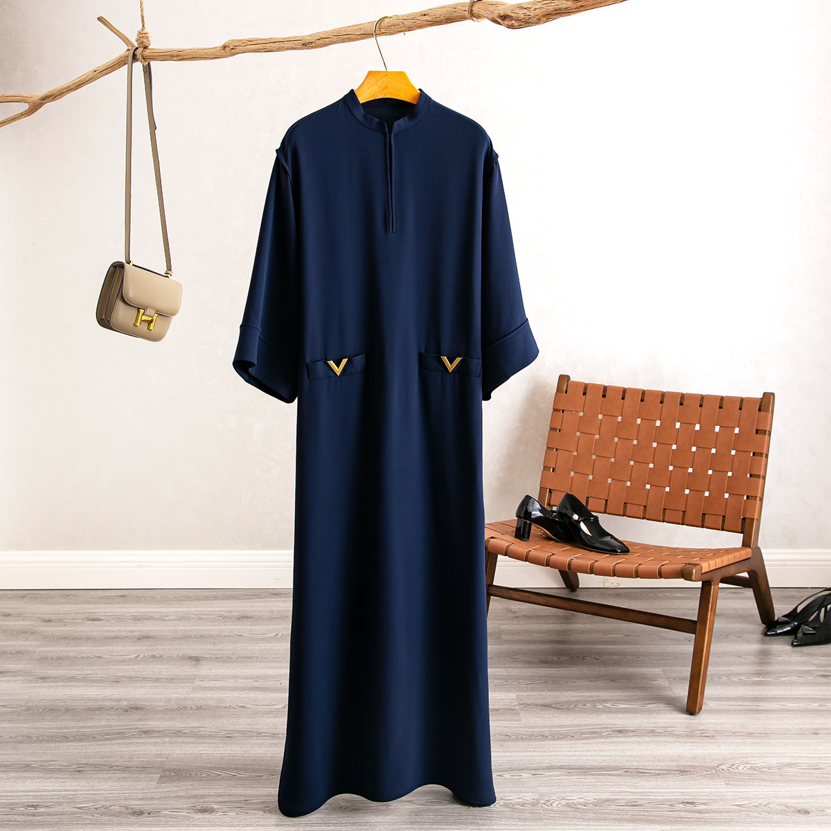 立领系带开衩直筒显瘦长款连衣裙