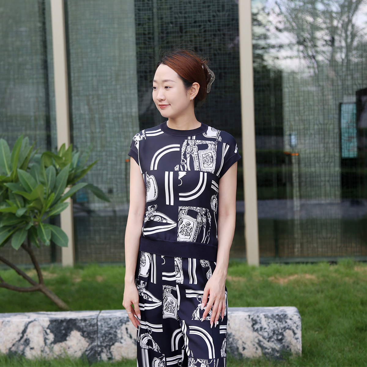 短袖轻奢薄链条印花针织拼真丝女