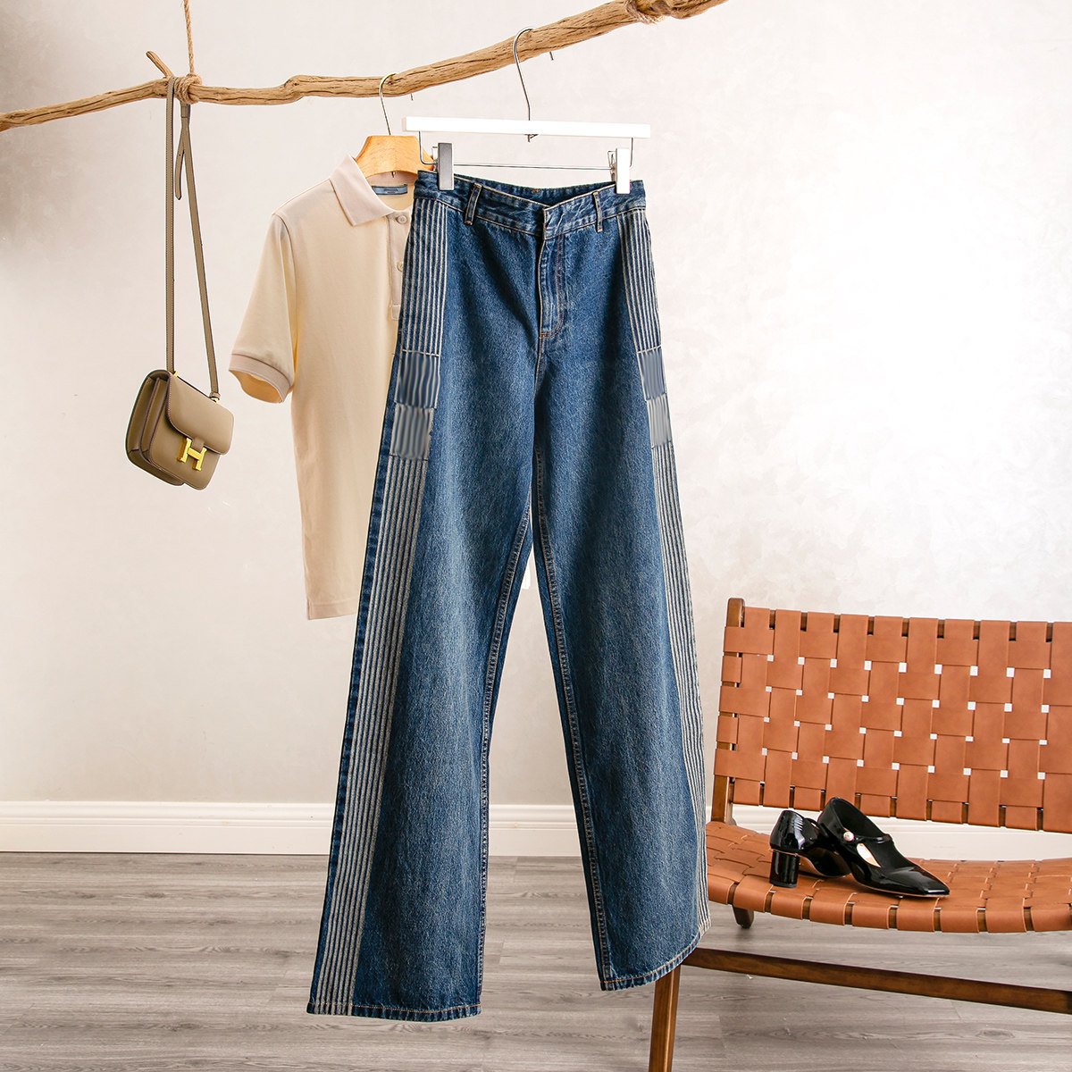 两侧竖条纹潮范显瘦阔腿牛仔裤