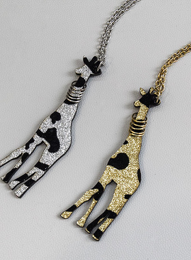 塑胶合金属女长颈鹿装饰链