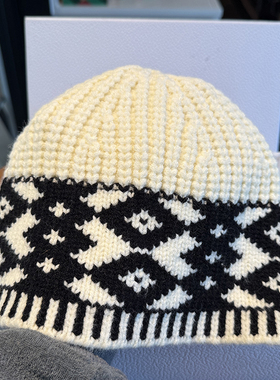 秋冬提花渔夫帽百搭显脸小盆帽女黑白色复古休闲毛线帽复古针织帽