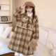 森女部落甜美风设计感娃娃领毛呢外套女新款 中长款 宽松格子大衣冬