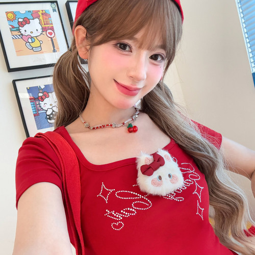甜美猫咪红色修身显瘦短袖T恤女