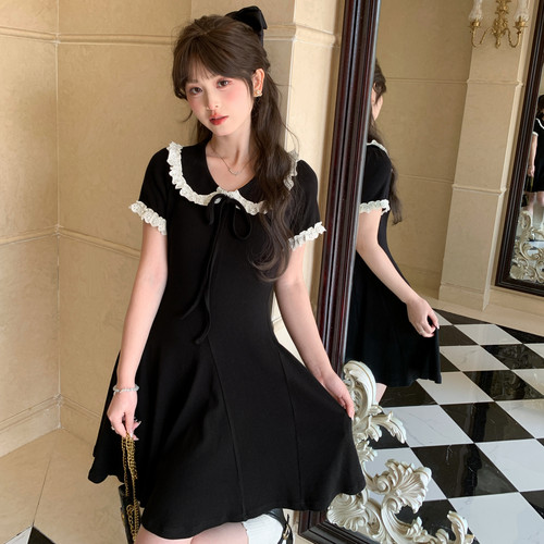 森女部落学院风蕾丝拼接设计感显瘦收腰连衣裙女2026新款长裙夏季