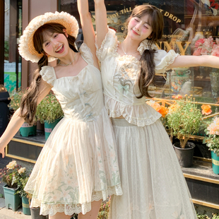 蕾丝花边衬衫 森女部落原创法式 上衣显瘦短款 泡泡袖 女 重工刺绣衬衫