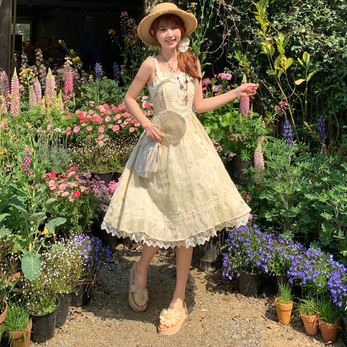 森女部落吊带裙高腰甜美夏季A型无袖蕾丝减龄仙女连衣裙2026新款