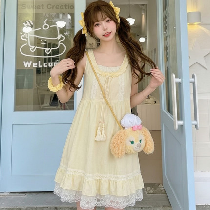 森女部落甜美风宽松吊带连衣裙女2026新款蕾丝拼接设计感A字裙夏