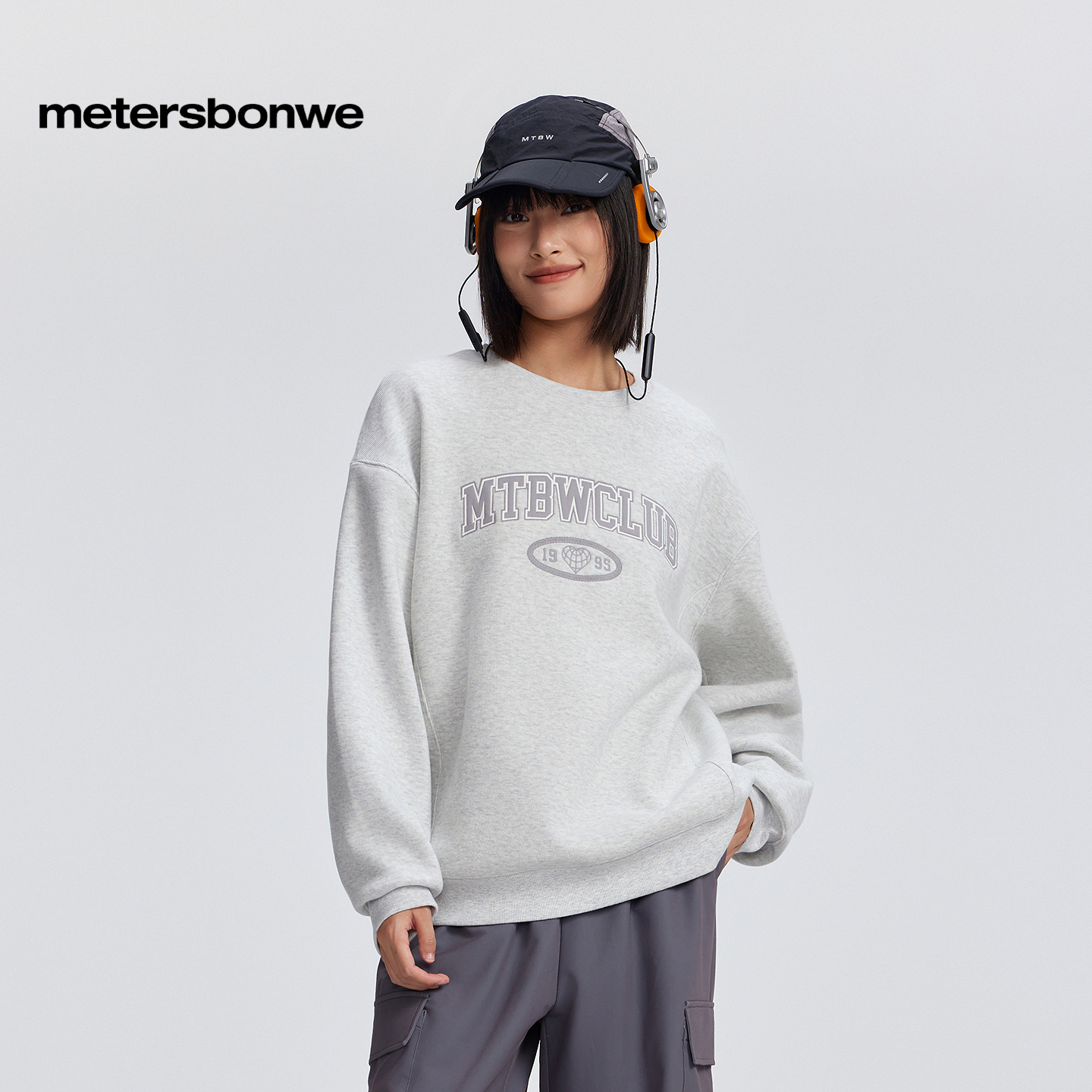 美特斯邦威秋冬卫衣女