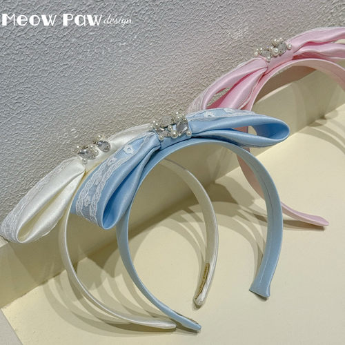 公主风儿童发饰搭配裙子超美