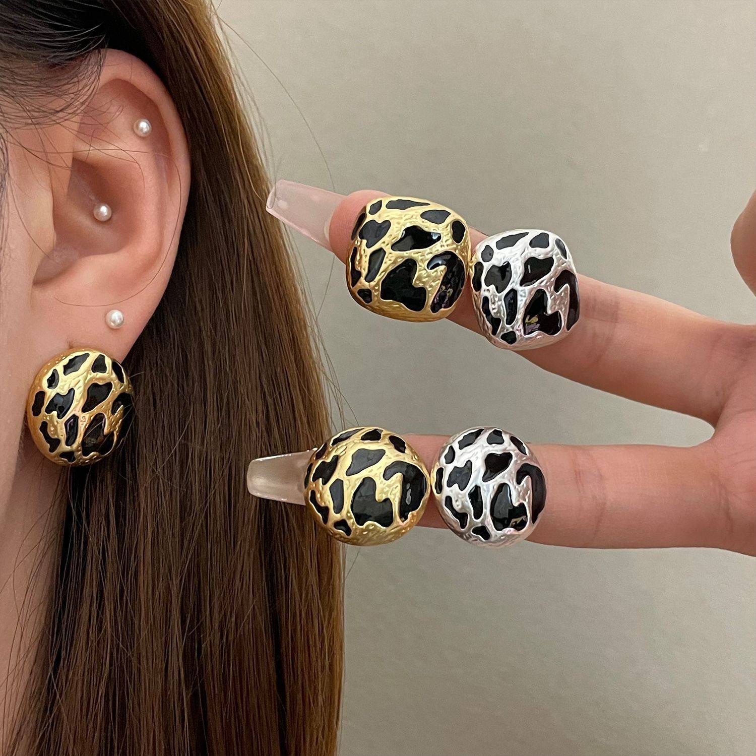 欧美豹纹金属感画油925银针复古百搭气质耳钉时尚小众设计感耳饰,饰品/流行首饰/时尚饰品新,银饰耳饰,淘宝优惠券,粉丝福利购,淘宝优惠卷