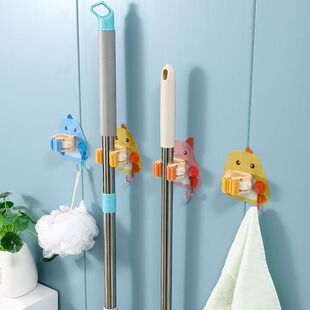 新款拖把夹免打孔无痕扫把粘钩强力挂架卫生间浴室壁挂可爱收纳架
