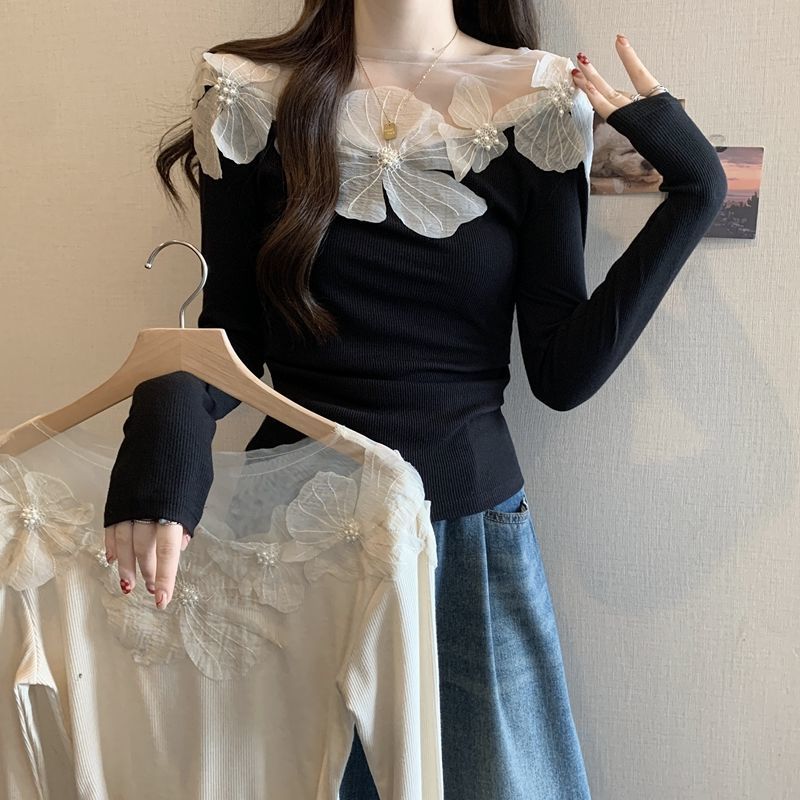 立体花朵长袖T恤女修身小衫氛围感上衣杏色