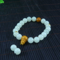 黄沁籽料手串女士新疆和田玉