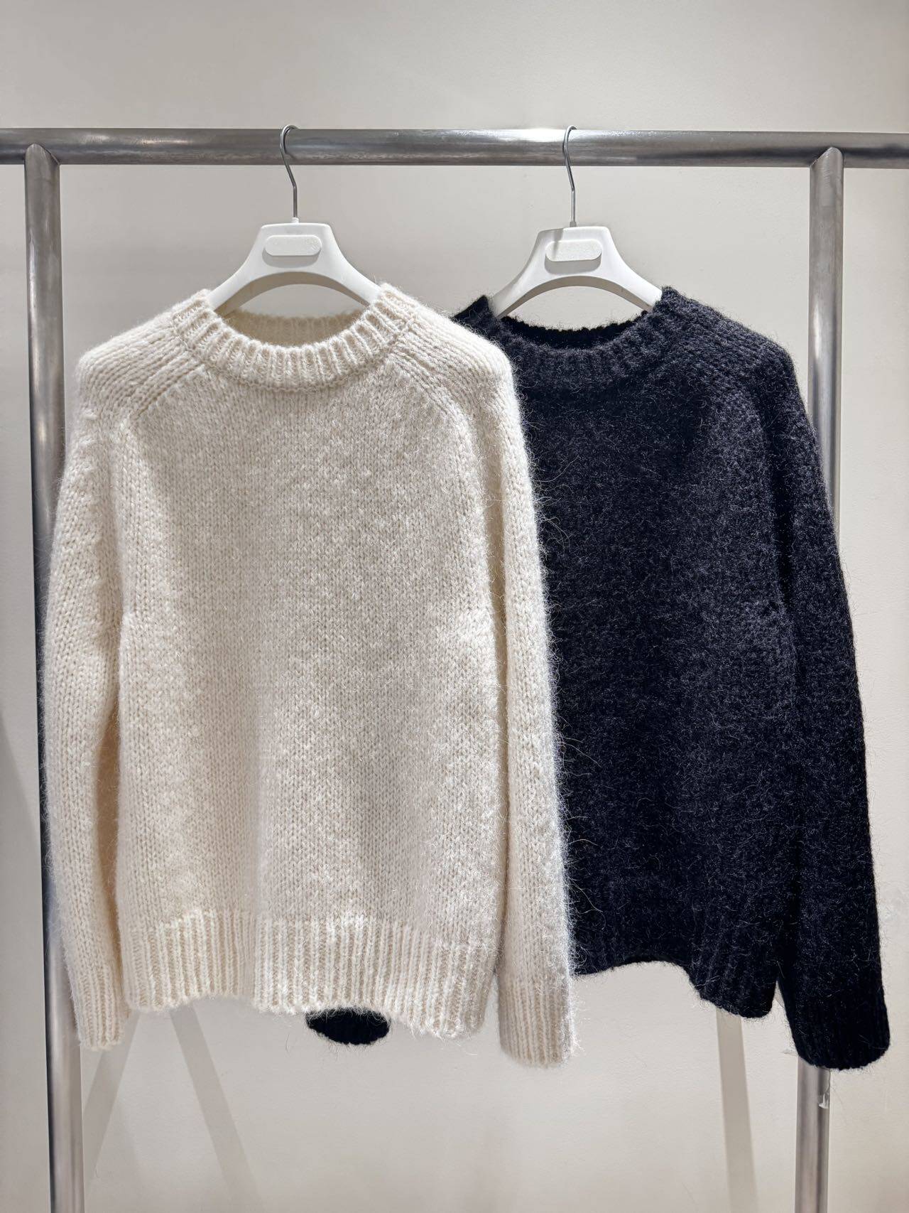 现 25冬季新款韩国东大门MASCULINE香味马海毛羊驼毛休闲百搭毛衣