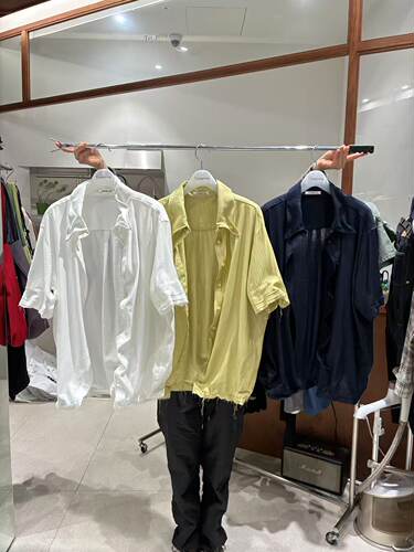 现韩国东大门26夏季新款TEMPTING女装 简约气质百搭卷边短袖衬衫