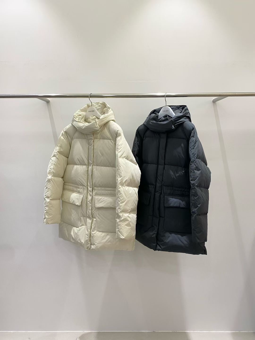 现 25秋冬新款韩国东大门gallery休闲简约中长款连帽羽绒服