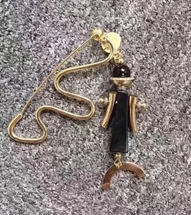 胸针珍珠胸花水晶配饰女饰品装饰羊毛大衣毛呢镶钻别针卡通镀金