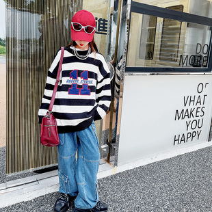 【断码清仓款】春秋5岁女童黑白条纹毛衣儿童休闲字母刺绣针织衫