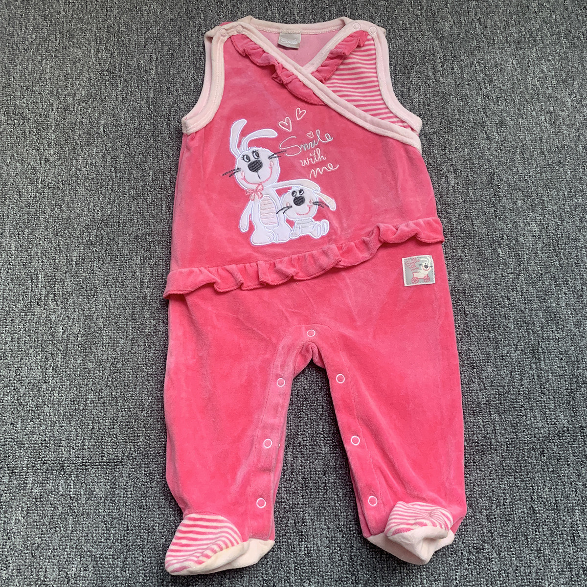 3-6个月 外贸原单初生婴儿女童宝宝春秋天鹅绒无袖包脚连体衣爬服