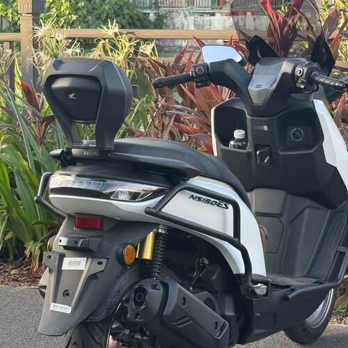 NS150ES改装后靠背乘客腰靠