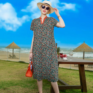 卡米兰短袖连衣裙女2025夏季新款沙滩裙宽松中长款度假碎花裙子