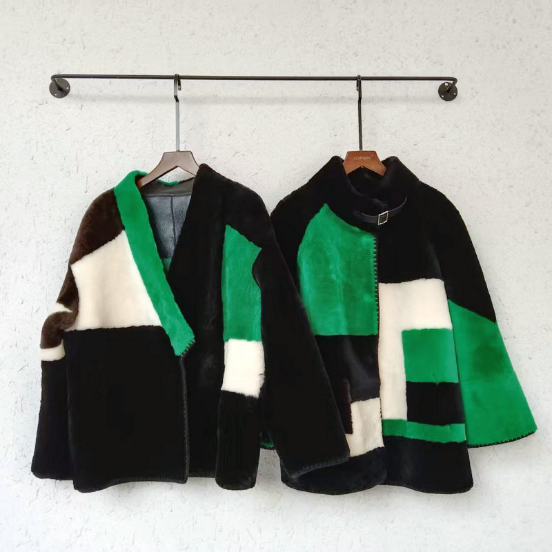 设计师羊皮毛一体外套女中长款2025新款爆款羊羔毛真皮皮草大衣冬