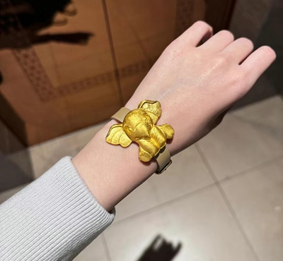 金丝缕铸造小飞象錾刻吊坠