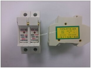 熔断器座 32X RT18