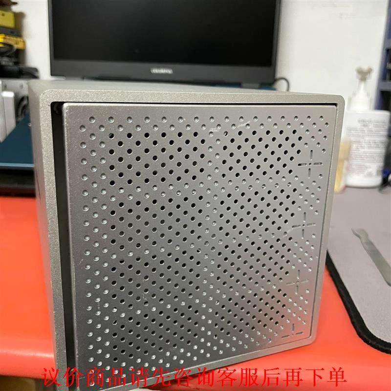 yottamaster尤达大师全铝四盘位硬盘阵列柜，带阵列功