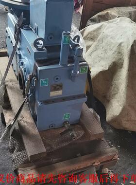 出售港机桥吊行走SEW减速机17台 型号4TKCV225NE