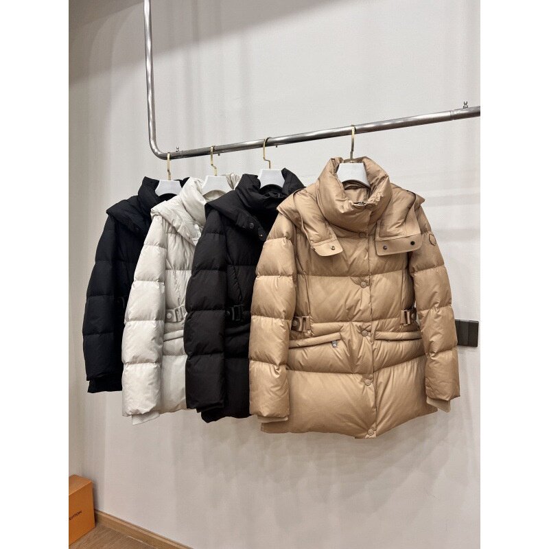 秋冬短款加厚显瘦连帽羽绒服女