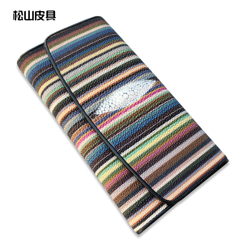 正品珍珠鱼皮手拿包 女士长款多卡位钱包 彩虹纹时尚钱夹