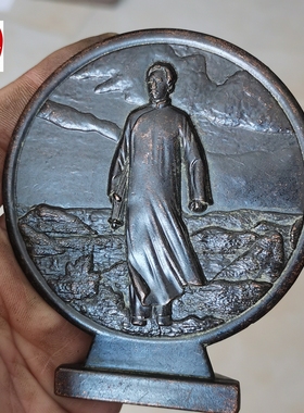 红色怀旧民俗收藏黑包浆铜毛桌面摆件长衫安源客厅装饰摆件