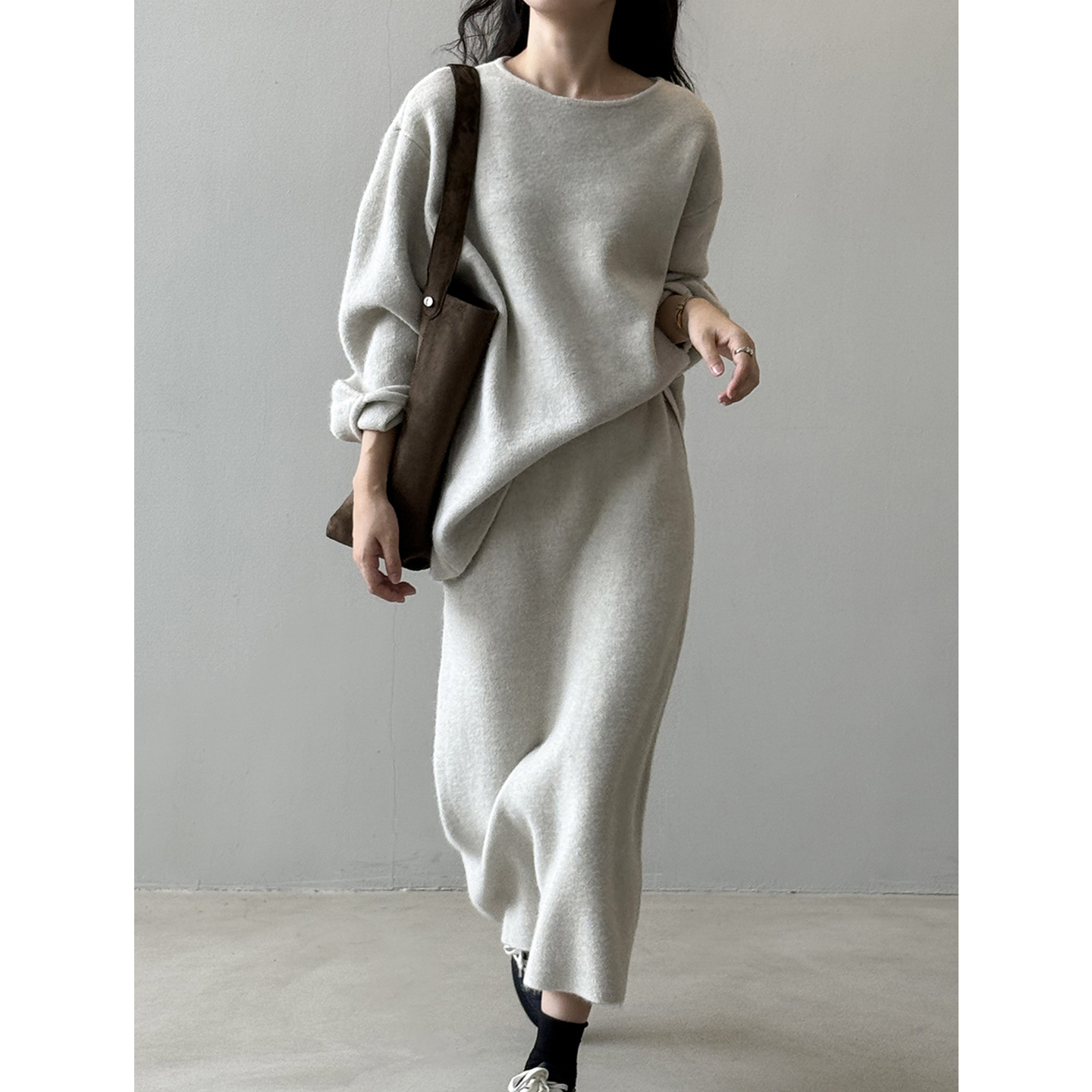 圆领毛衣+半身裙套装女两件套