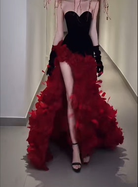 红色玫瑰花朵羽毛开叉大裙摆演出服定制歌手走秀摄影服装