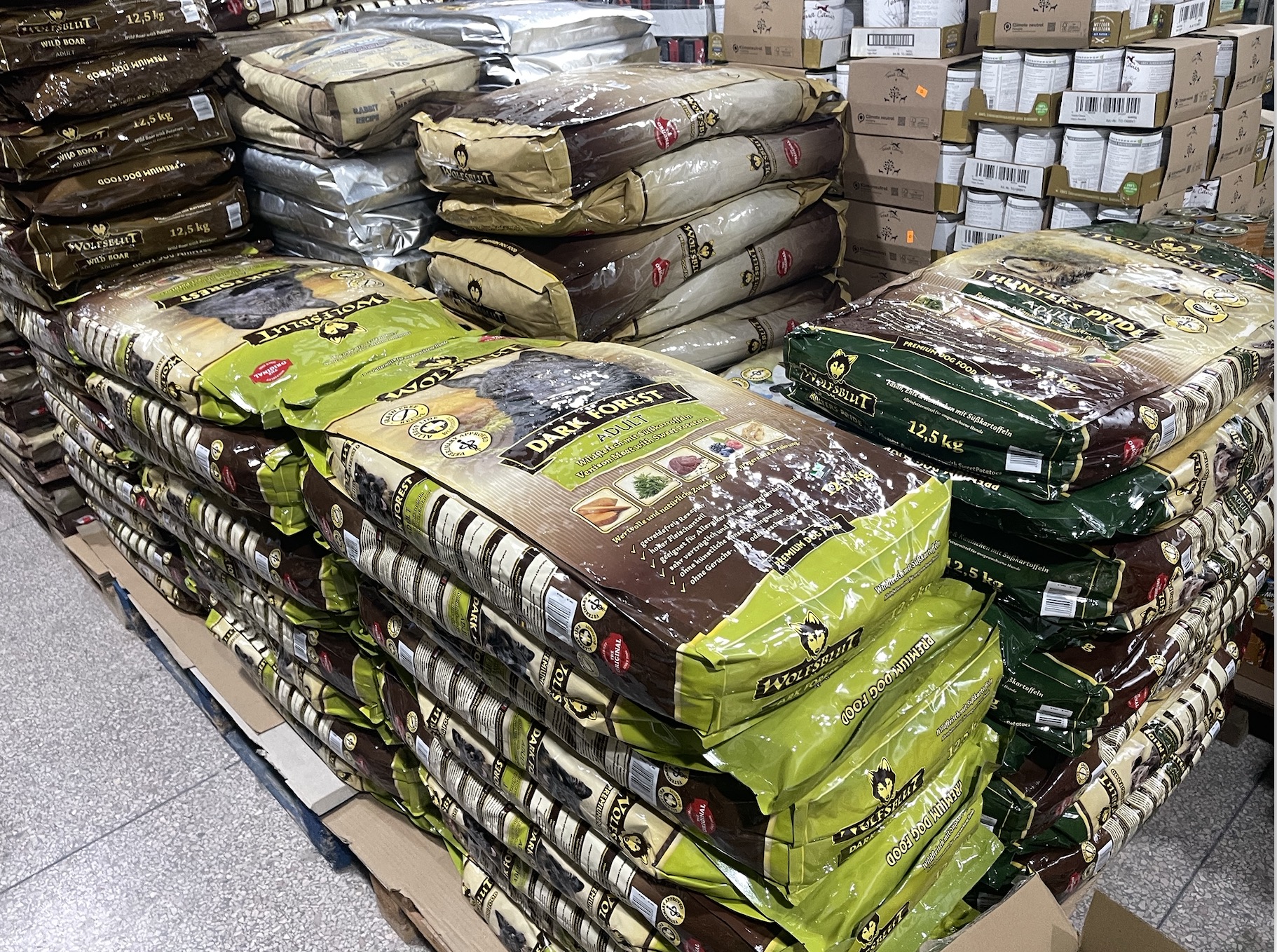 现货德国wolfsblut 狼血成犬无谷鲜肉配方狗粮-鸡鸭马羊骆驼鸵鸟