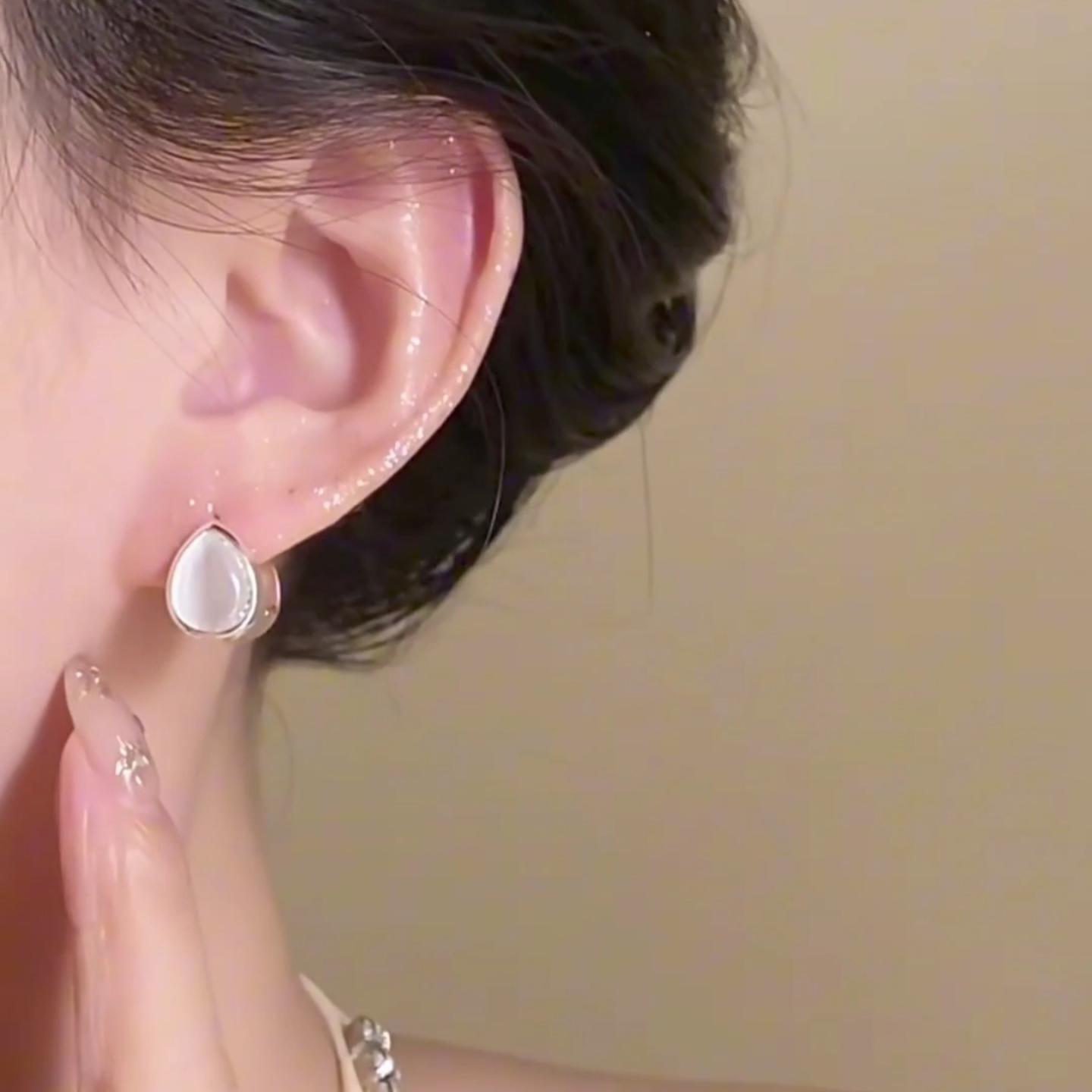 新款防过敏冰透猫眼石双面耳扣