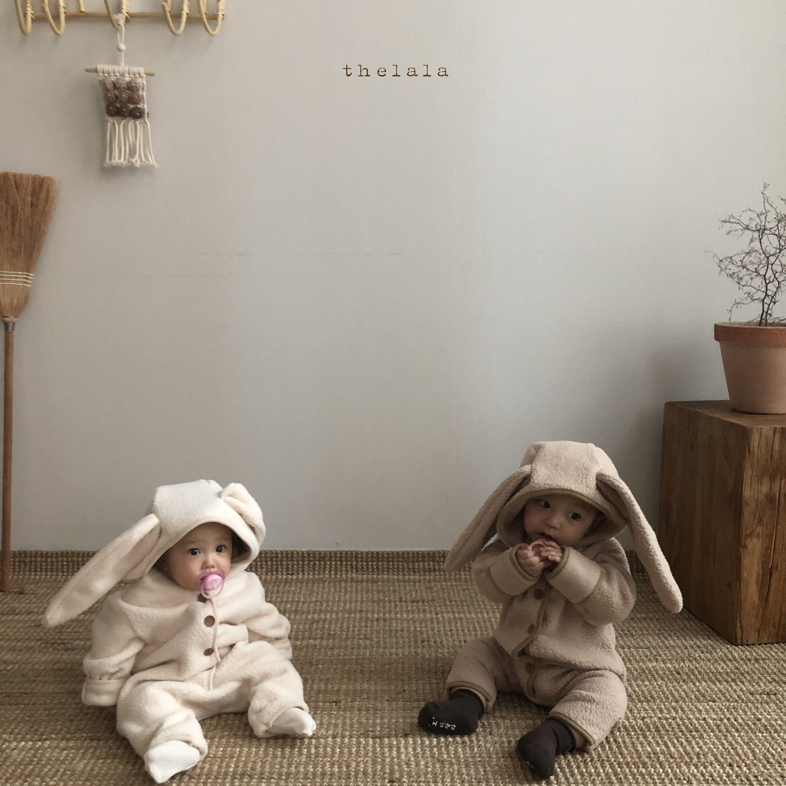 韩国LALA兔子耳朵羊羔绒连体衣