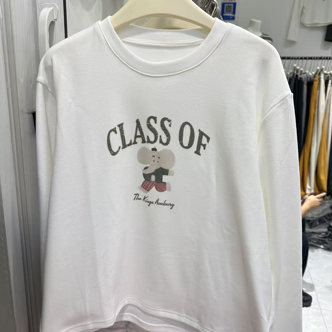 2025冬季卡通大象字母印花新款T恤长袖打底韩版减龄圆领宽松上衣