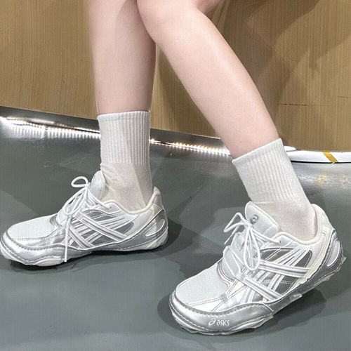 Asics亚瑟士女鞋新款HYPERSYNC复古薄底鞋轻便运动休闲鞋1203A879