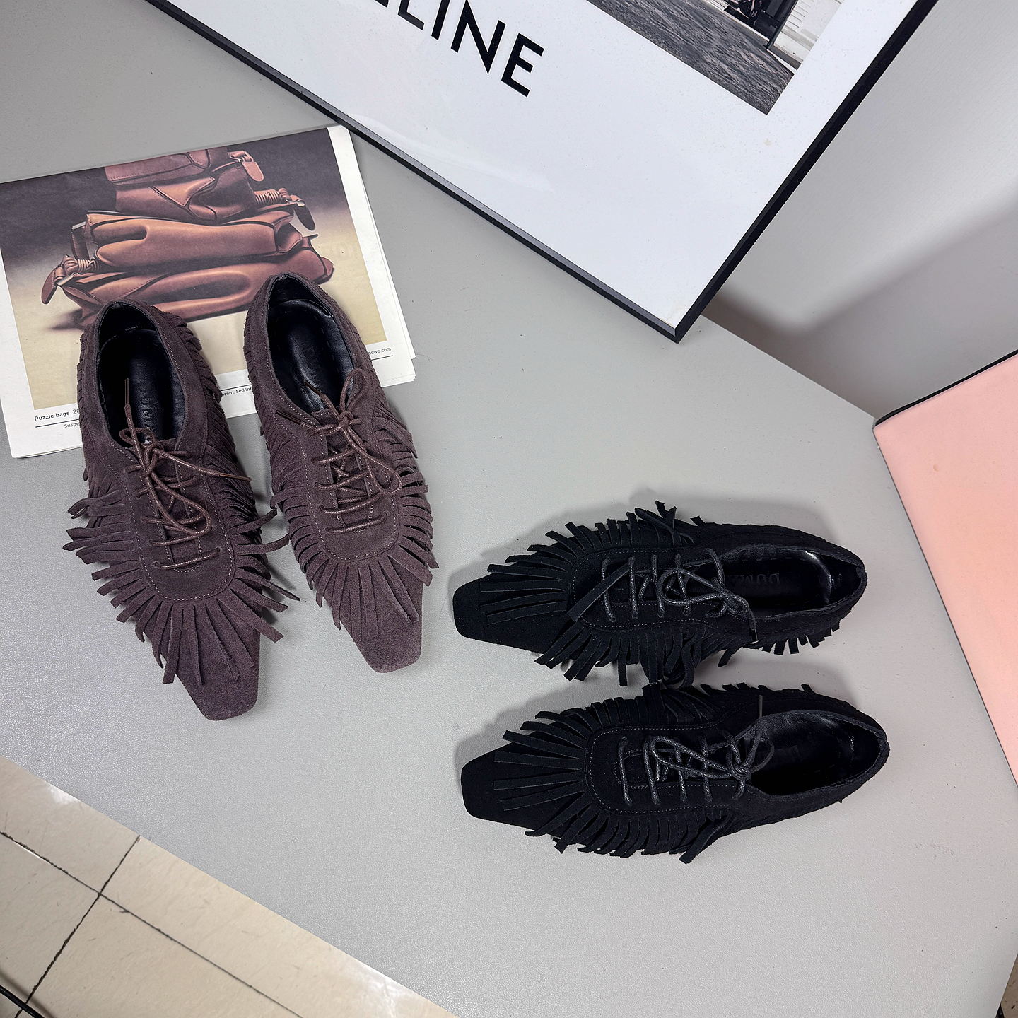 2025秋冬新款欧美风复古方头波西米亚流苏深口系带英伦平底女单鞋