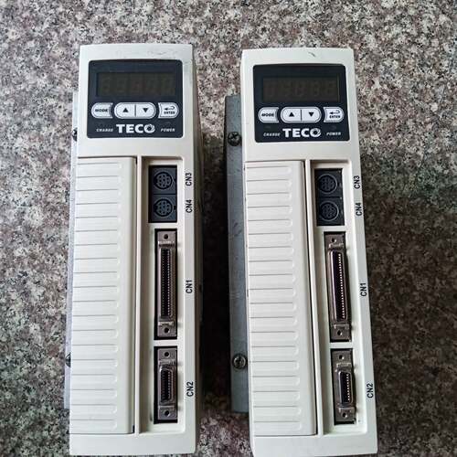 可议价TSTAP 10C伺服驱动器，实物实拍，功能包好