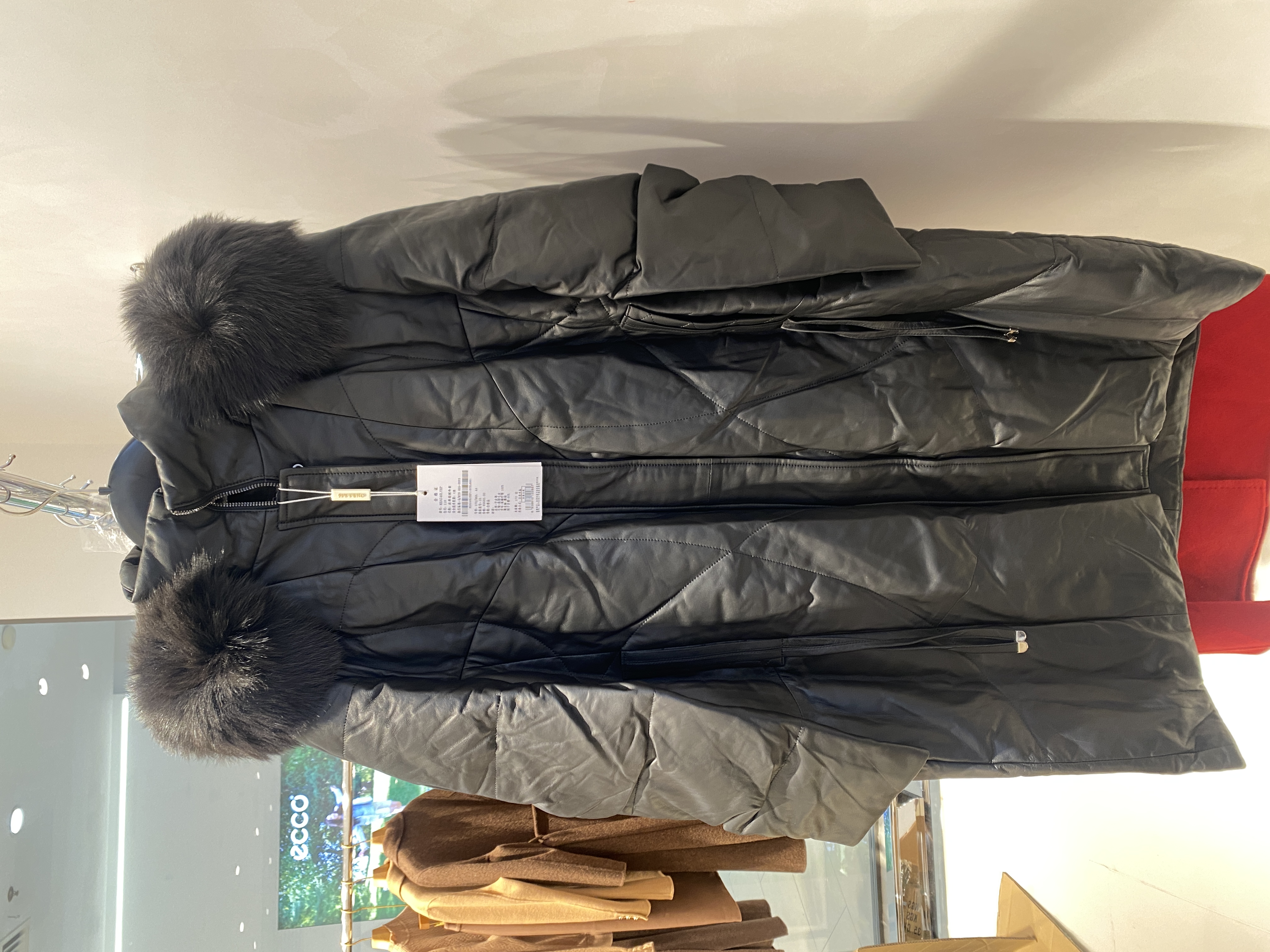 马天奴MYTENO商场专柜同款25年款女士绵羊皮鹅绒服皮衣MHAU46LYHP