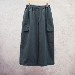 云芝元 设计师26春款墨绿色织斜纹棉多口袋宽松休闲女款工装裤