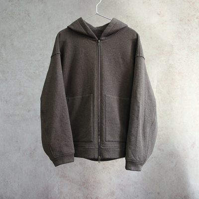 云芝元 新冬款深花咖色牦牛绒抓绒落肩拉链针织女款连帽卫衣2910M