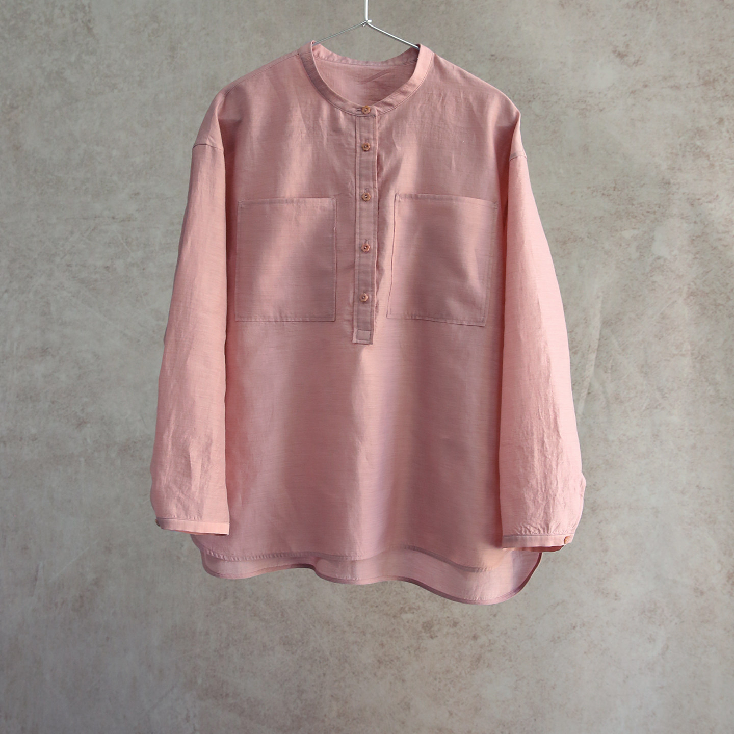 云芝元春夏新款丈青系列灰粉桑蚕丝羊绒棉立领半开大口袋长袖衬衫