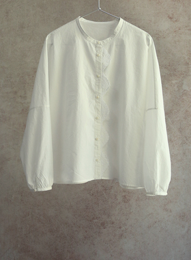 云芝元 设计师春夏新款白色西江月高密棉长袖立领绣花气质衬衫
