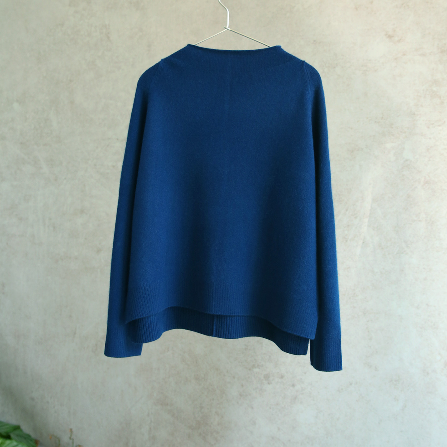 云芝元 冬新款康赛妮藏蓝色一字领纯羊绒套头衫羊绒衫1219-M,女装/女士精品,羊绒衫,淘宝优惠券,粉丝福利购,淘宝优惠卷