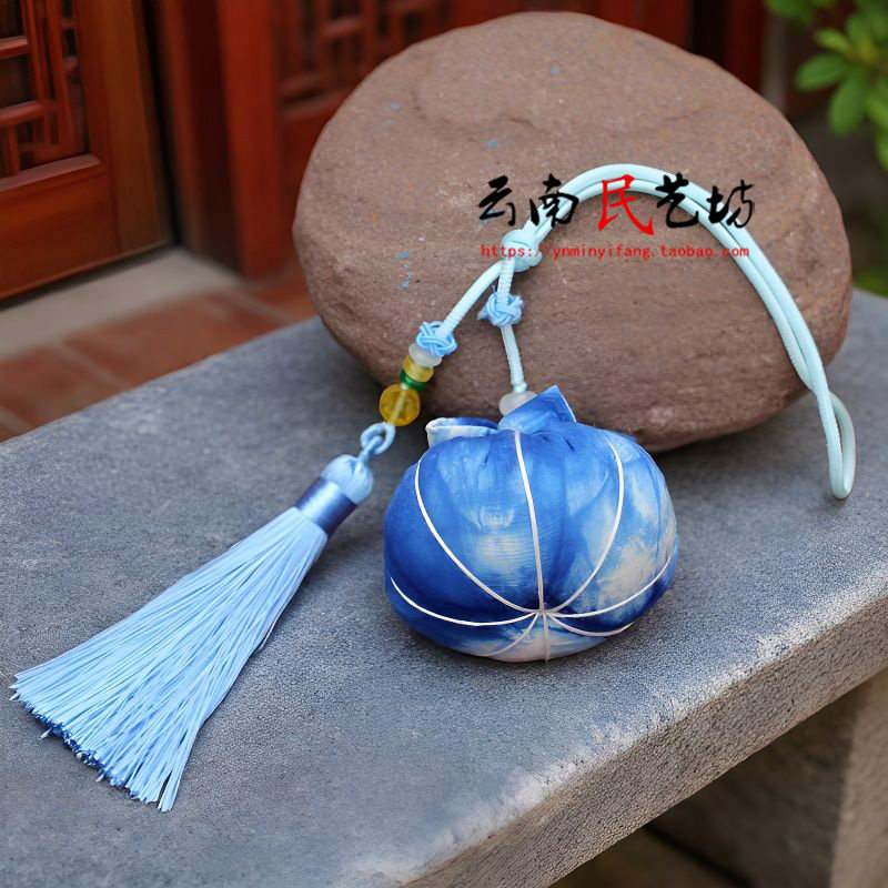 云南丽江布艺荷包流苏吊坠大理扎染民族风蓝染莲蓬柿子挂件小饰品